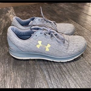 Under Armour Sneakers